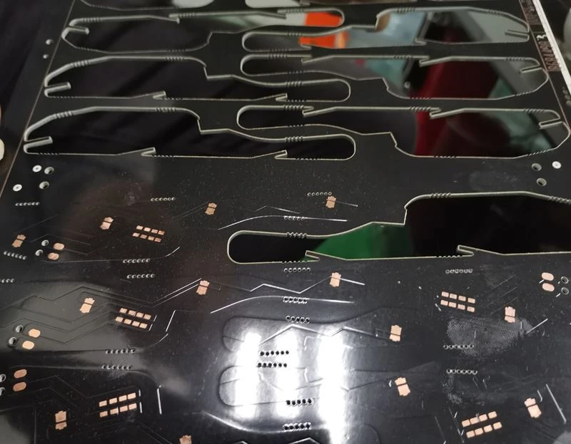 product-1-1 PCB cutting